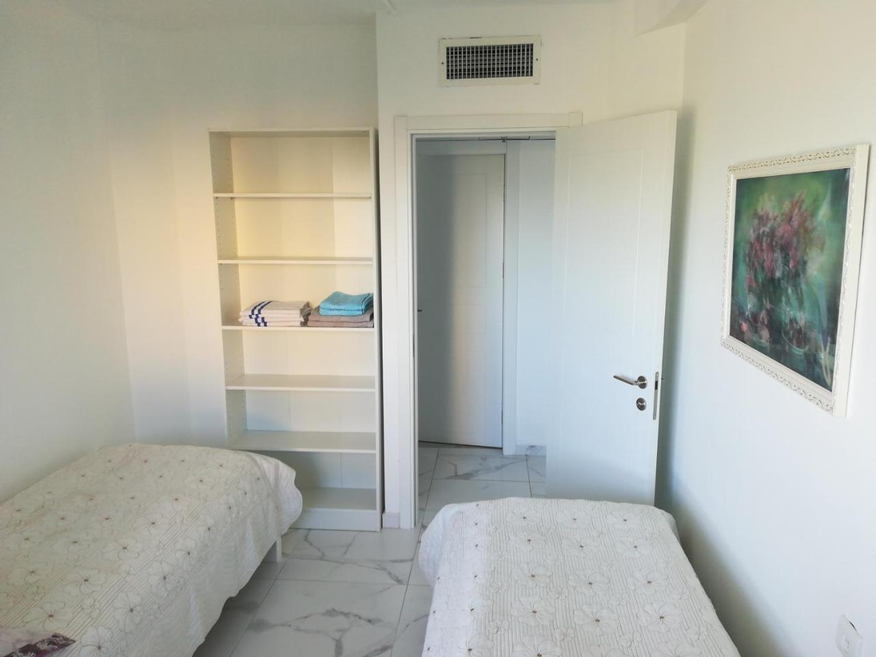 Apartment By The Lake Tiberias Bagian luar foto