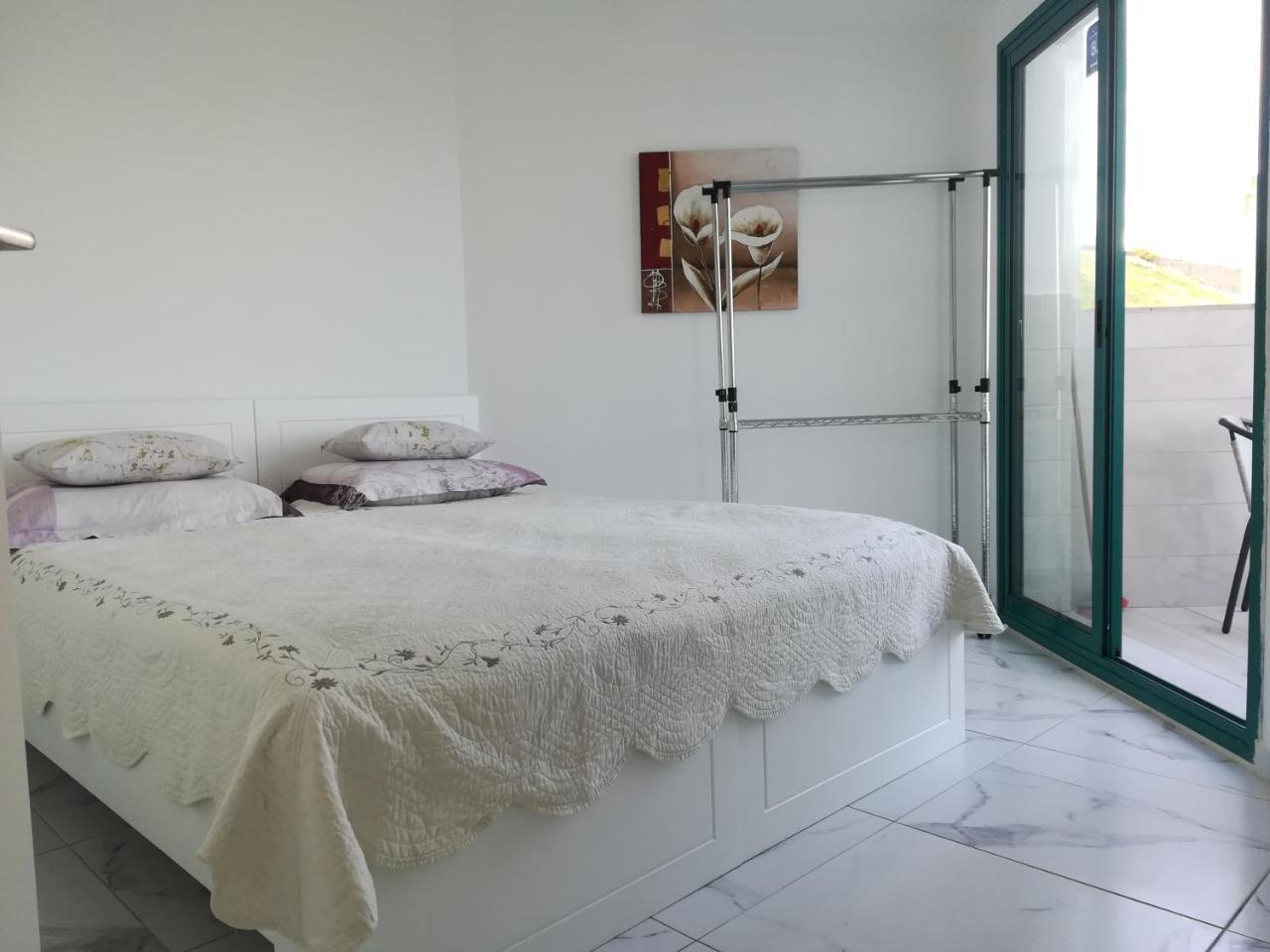 Apartment By The Lake Tiberias Bagian luar foto