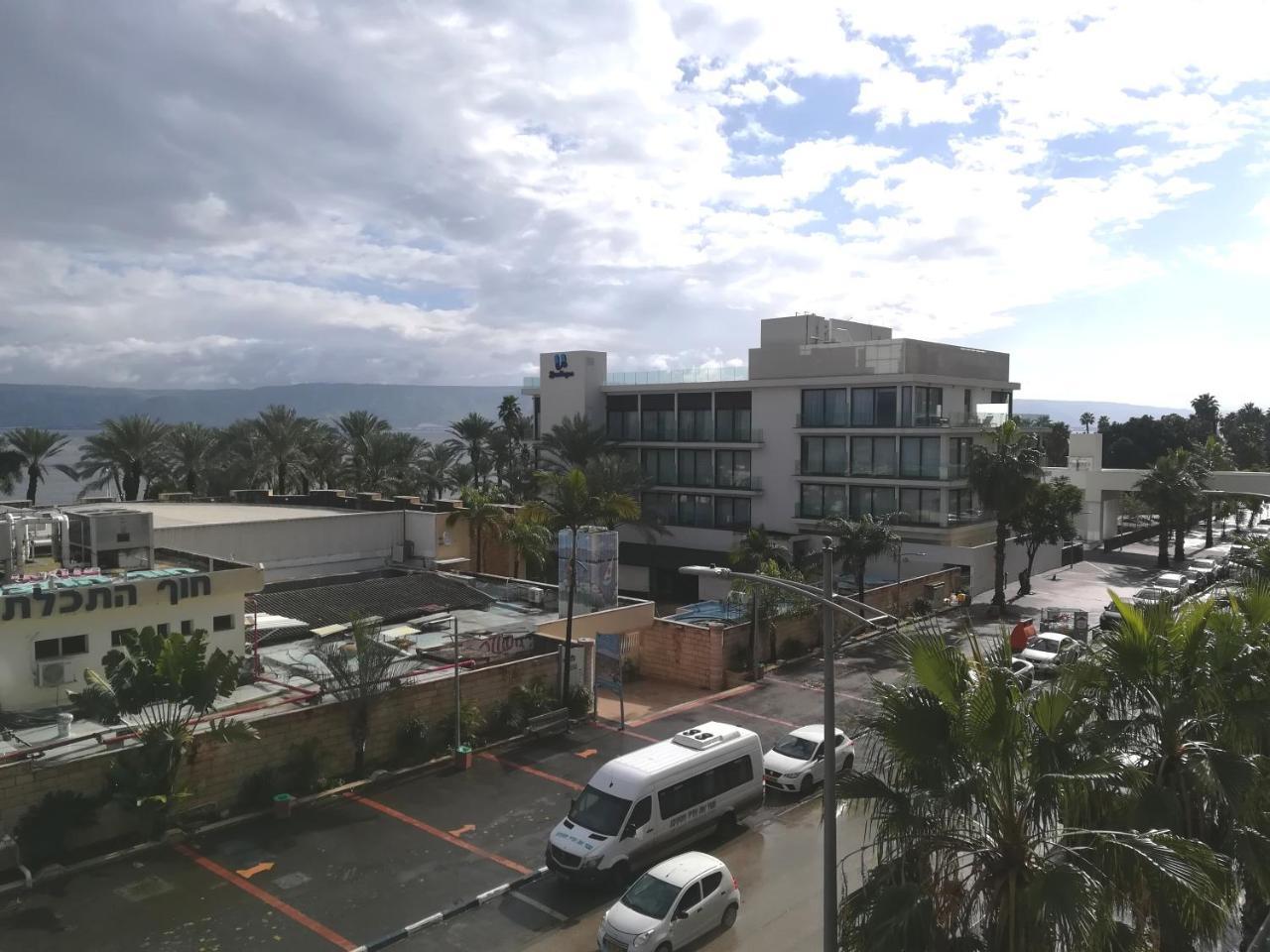 Apartment By The Lake Tiberias Bagian luar foto