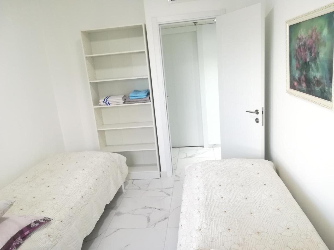 Apartment By The Lake Tiberias Bagian luar foto